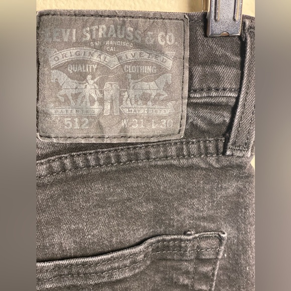 512 Levi’s 31x30. Black - Picture 2 of 4